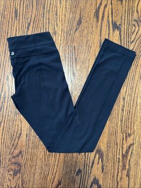Vintage Lululemon Black High-Rise Leggings Size 6 Tall